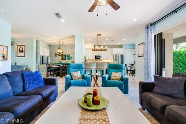 11717 Meadowrun CIR photo 35