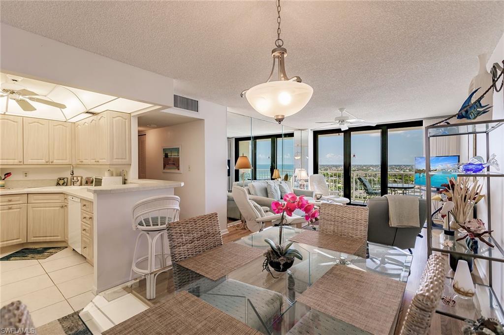 260 Seaview CT 1609 photo 8