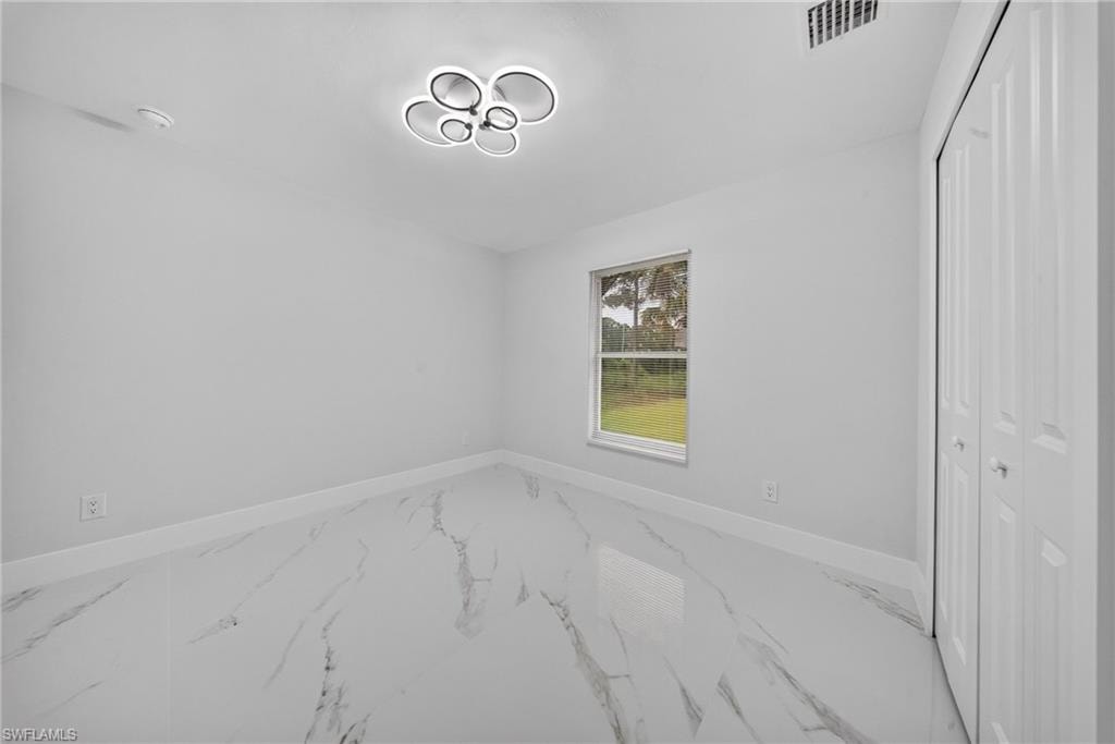 851 Calumet ST E photo 34