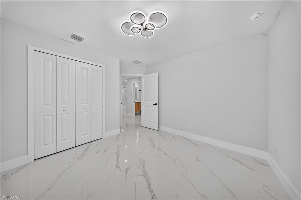 851 Calumet ST E photo 35