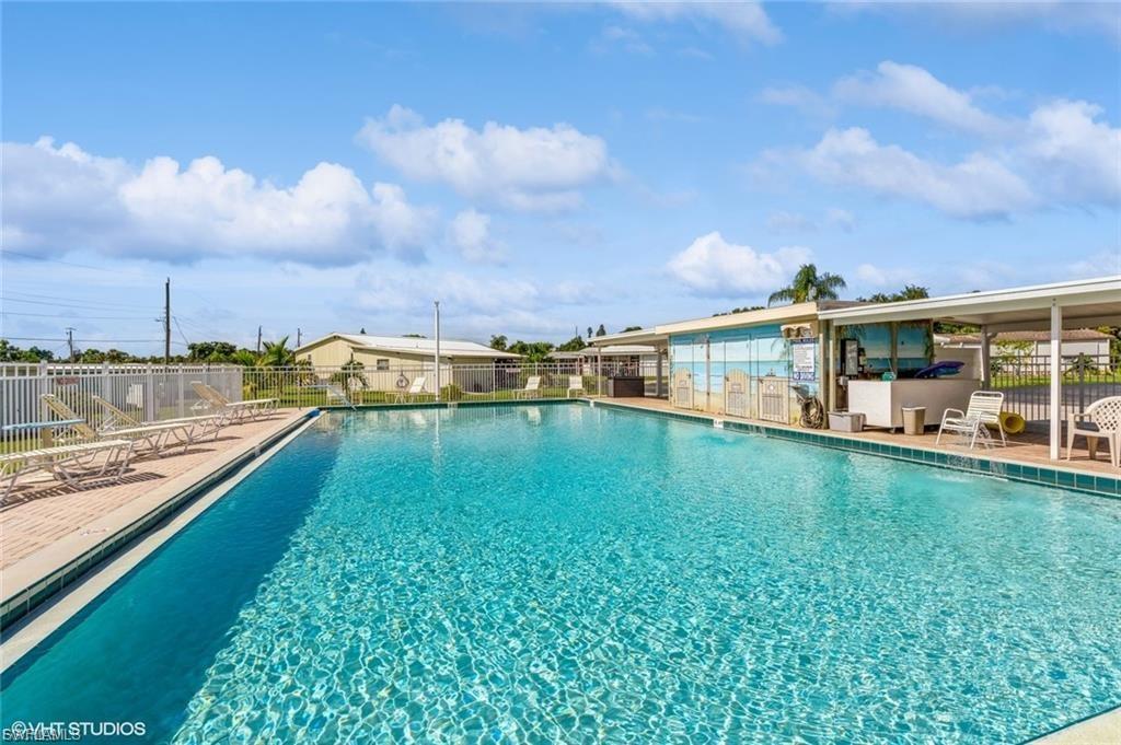 5558 Palm Beach BLVD 54 photo 17