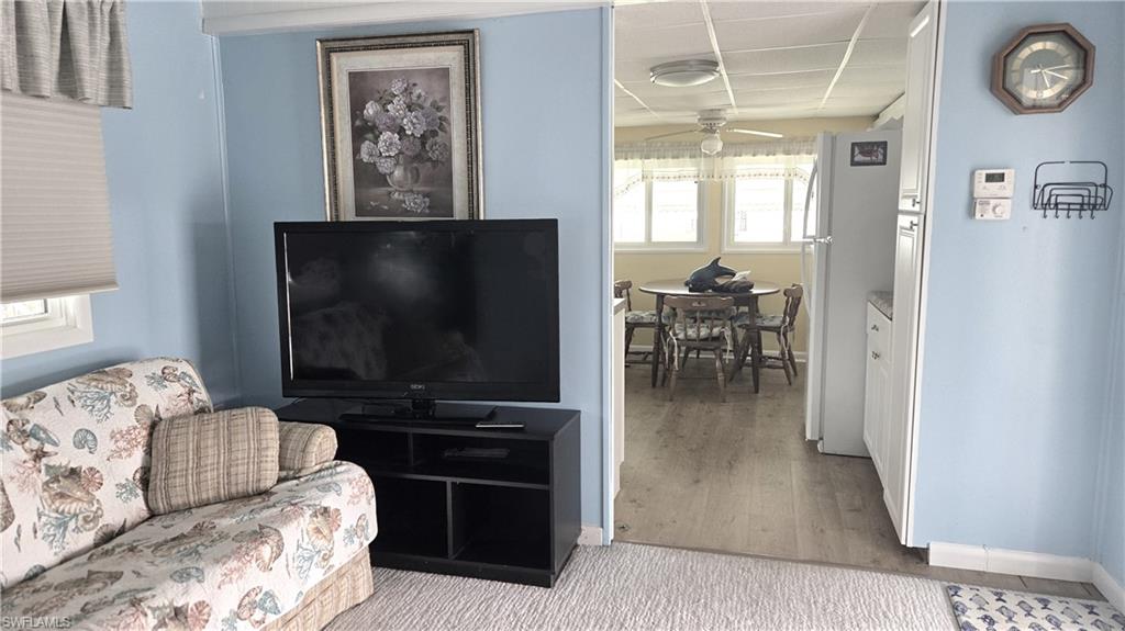 5558 Palm Beach BLVD 54