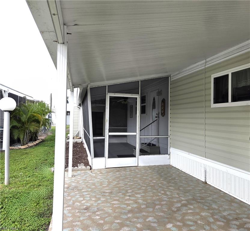 5558 Palm Beach BLVD 54