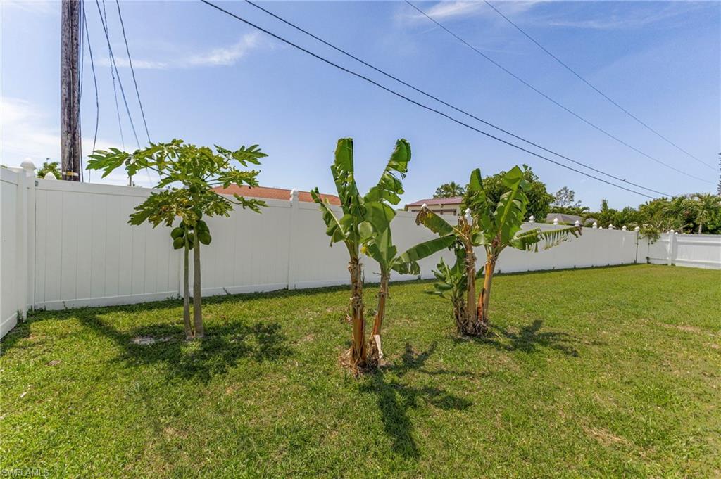 610 21st LN photo 36