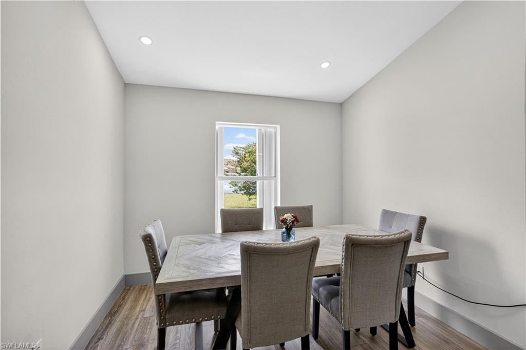 610 21st LN photo 18