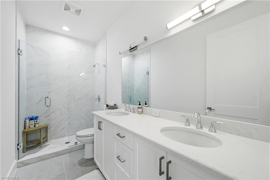 5865 Shell Cove DR 106 photo 24