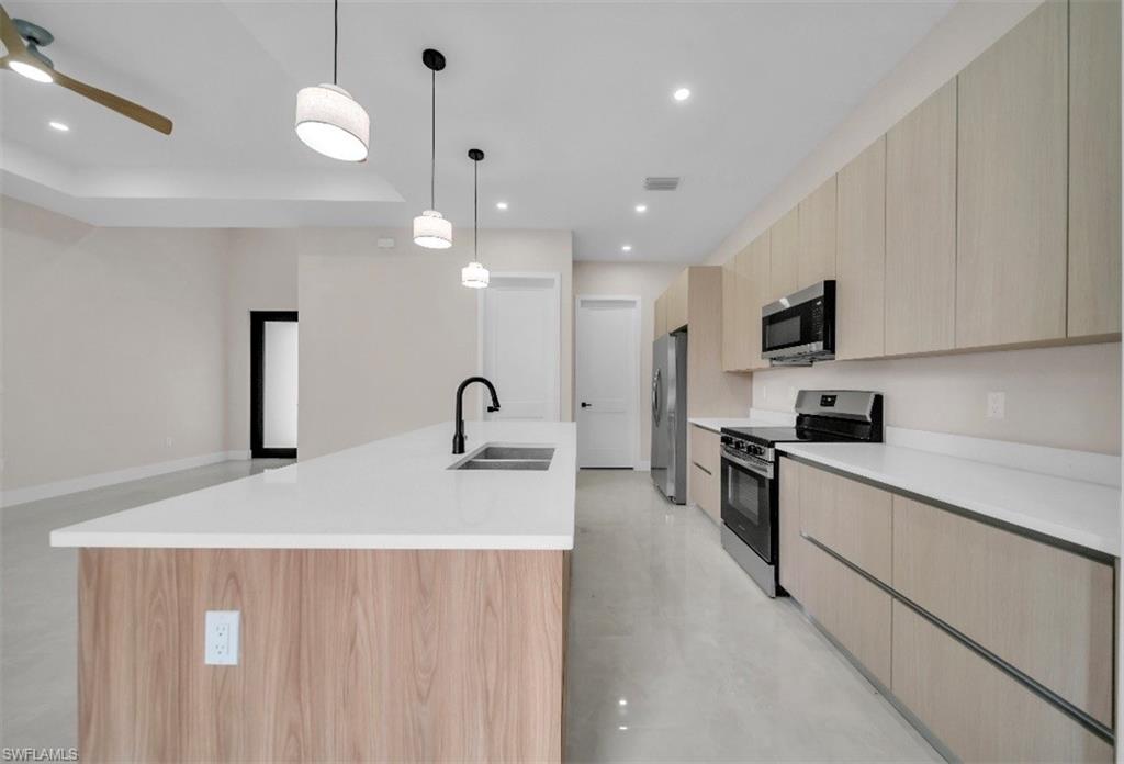 1116 Cherry ST E photo 11