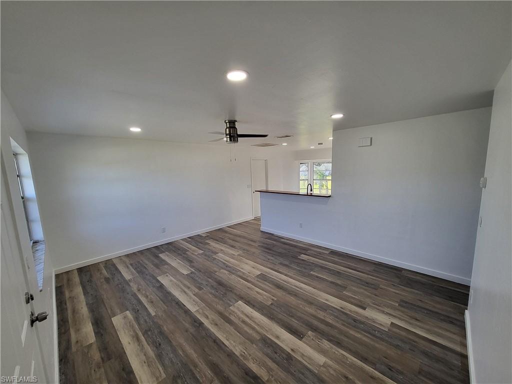 6143 Hester AVE photo 10