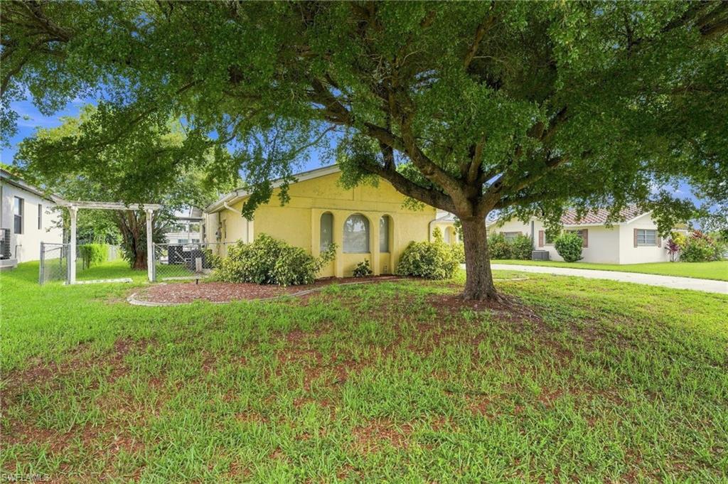 902 El Dorado PKWY E