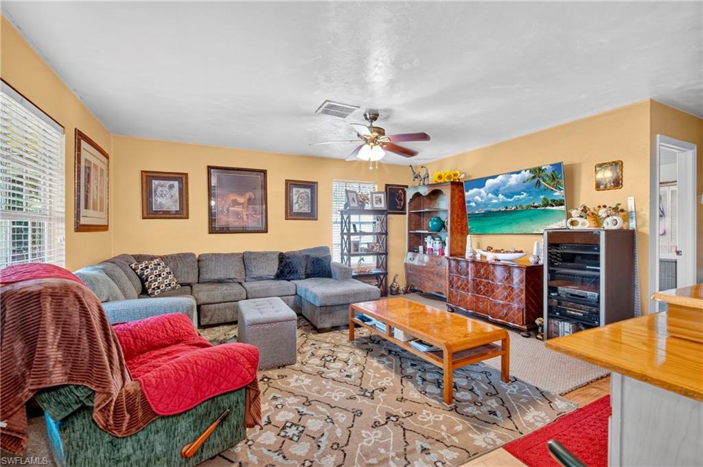 10020 Carolina ST 22 photo 23