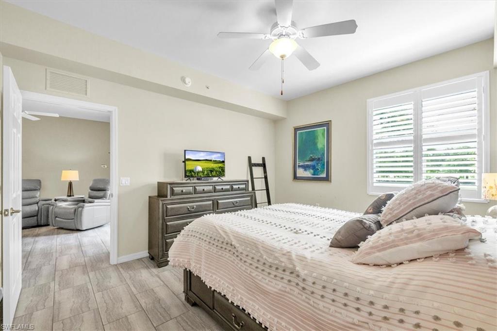 14541 Legends BLVD N 105 photo 13