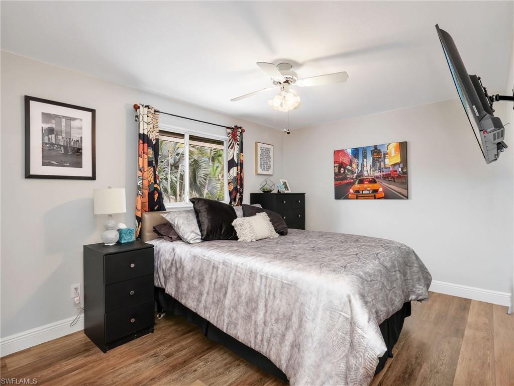 1256 Naples Lake DR photo 35