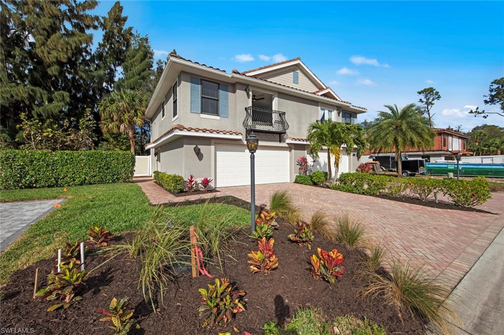 13124 Golden Palms CIR