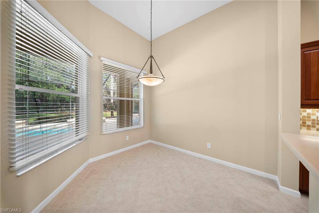 7914 Founders CIR photo 6