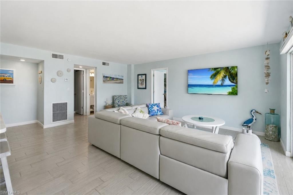 6900 Estero BLVD 409 photo 15