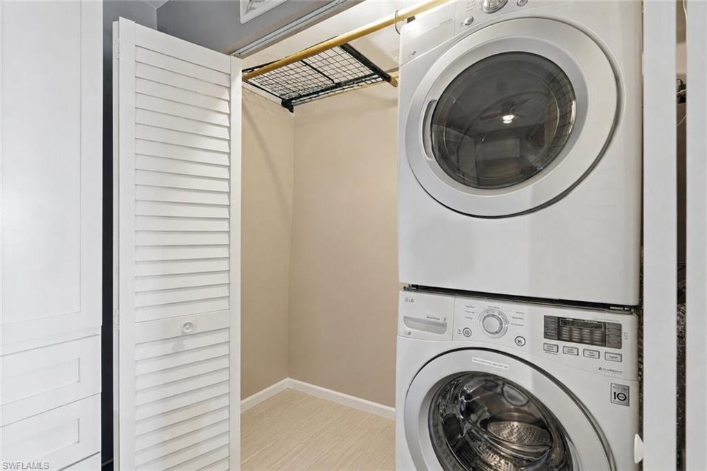 6900 Estero BLVD 409 photo 35