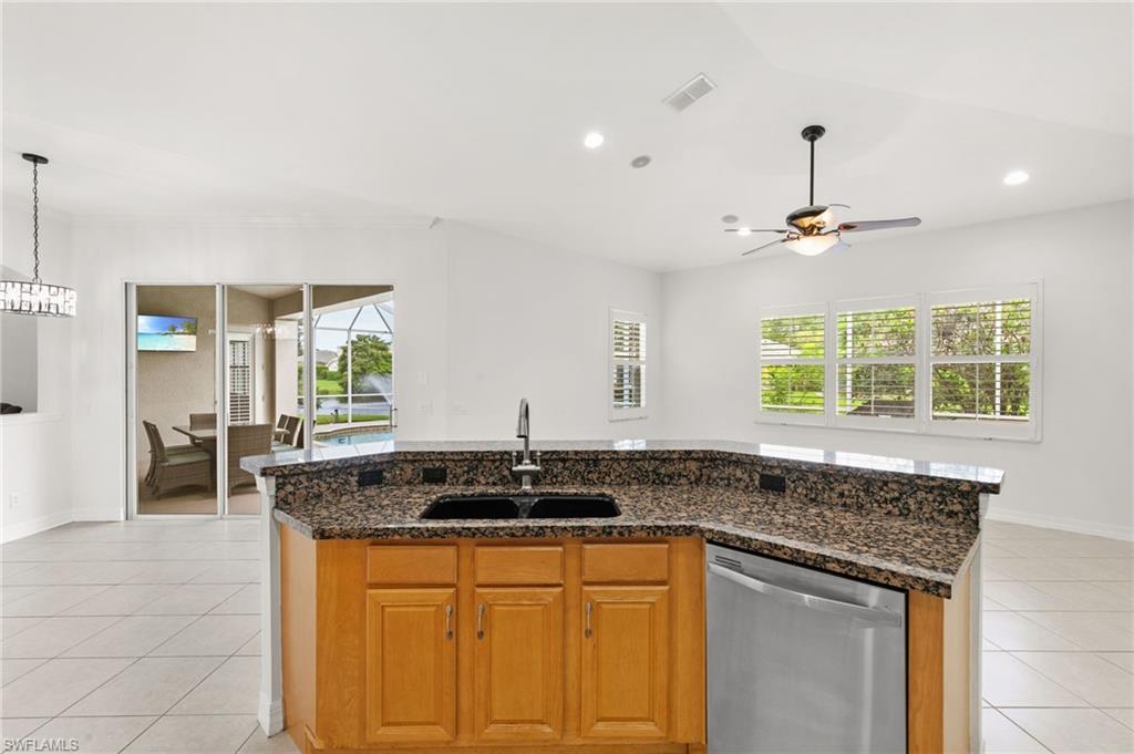 3917 Fabienne CT photo 14