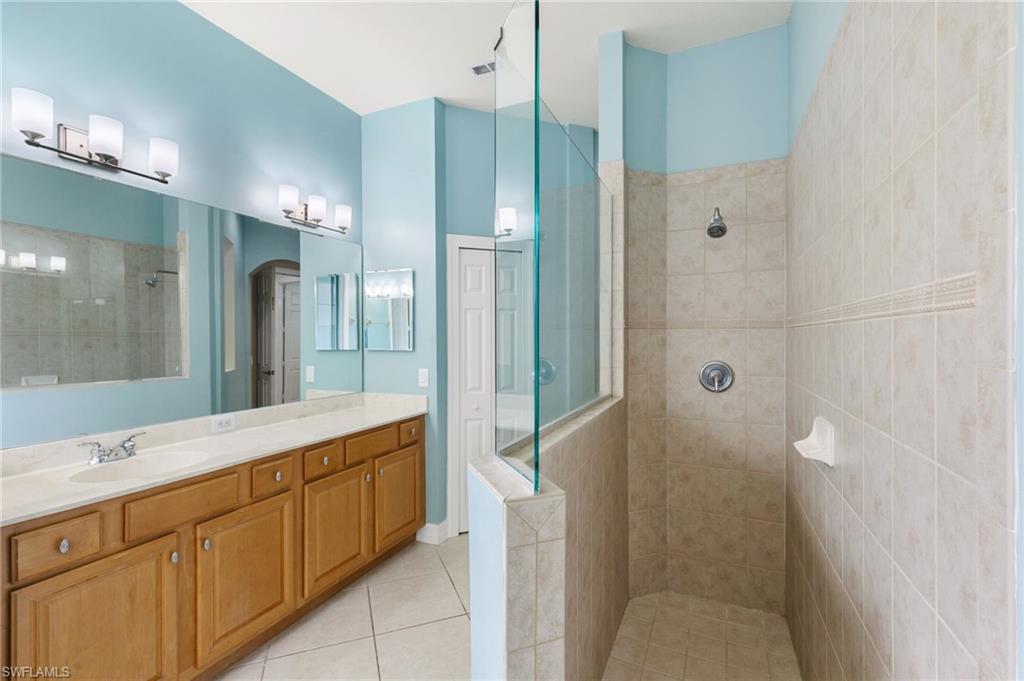 3917 Fabienne CT photo 21