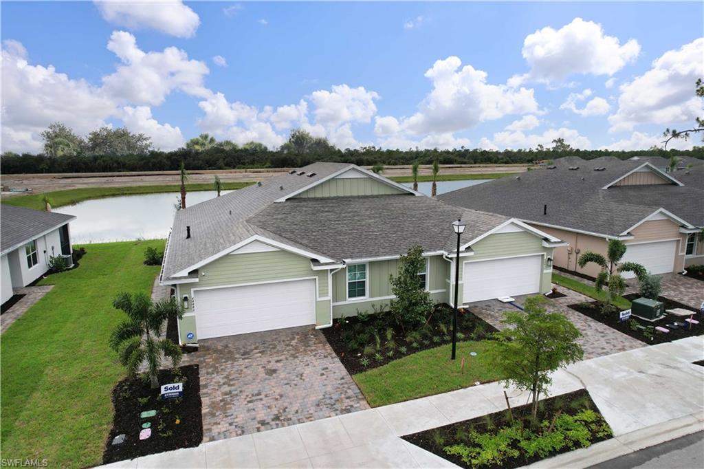 44442 Palm Frond DR