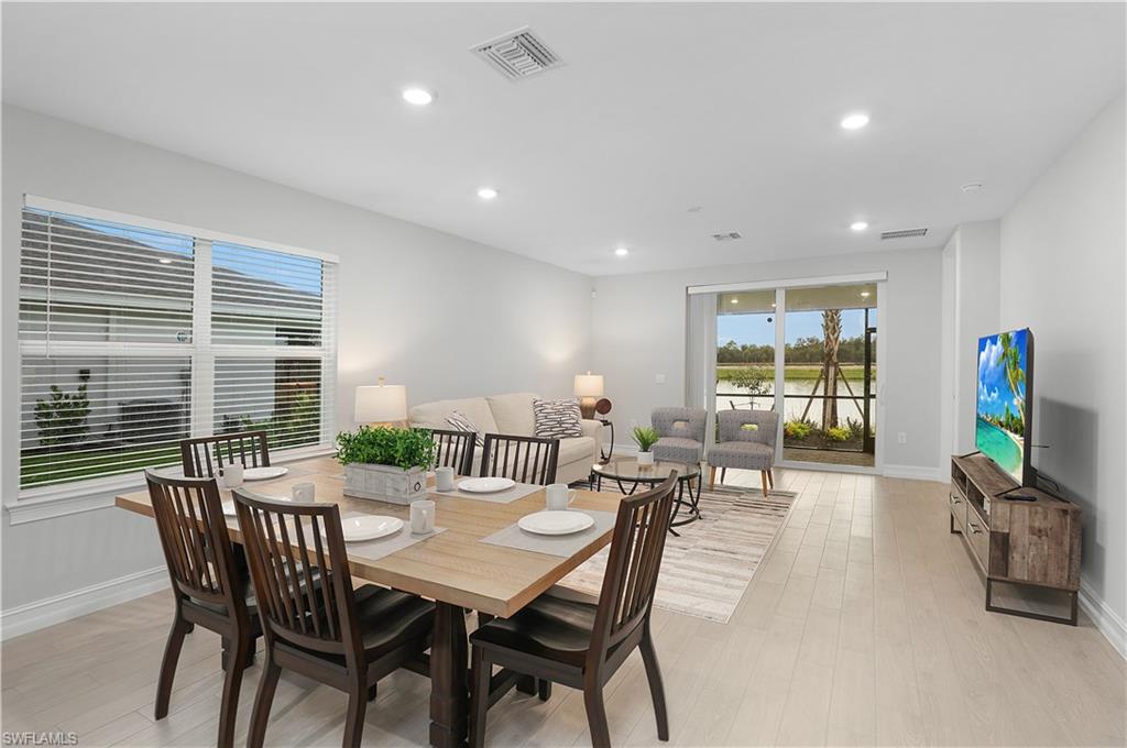 44442 Palm Frond DR photo 7