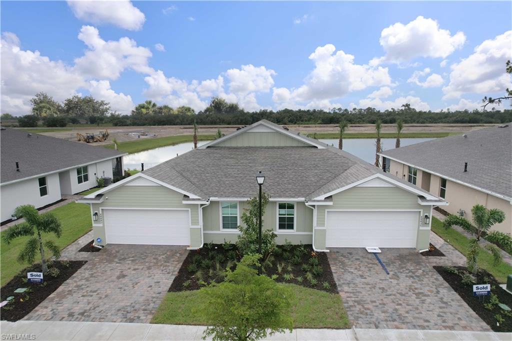 44442 Palm Frond DR photo 30