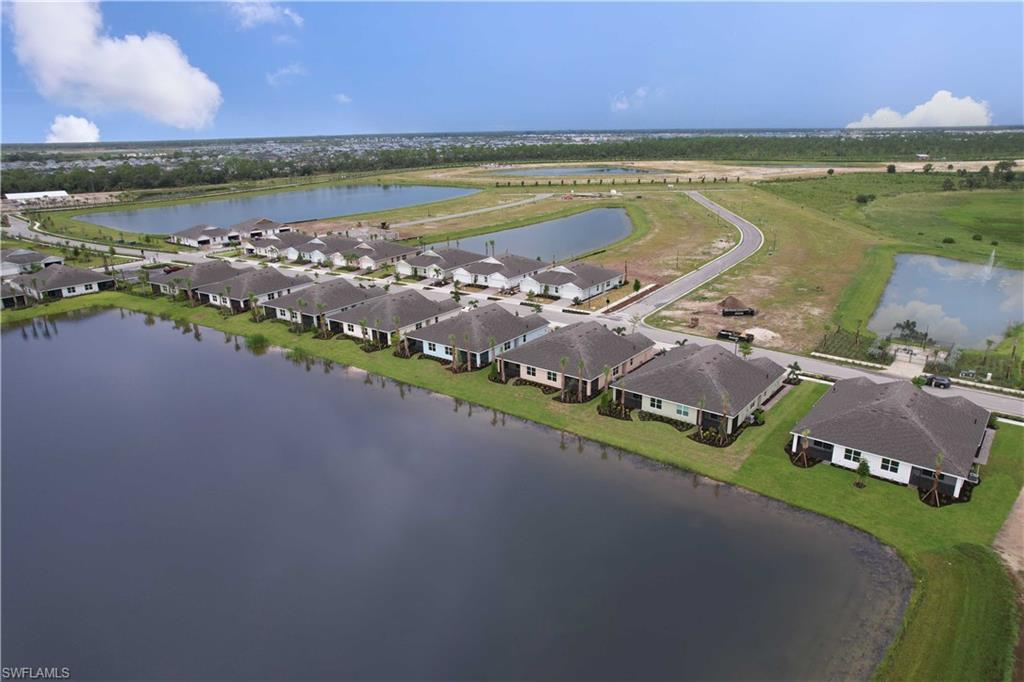 44442 Palm Frond DR photo 38