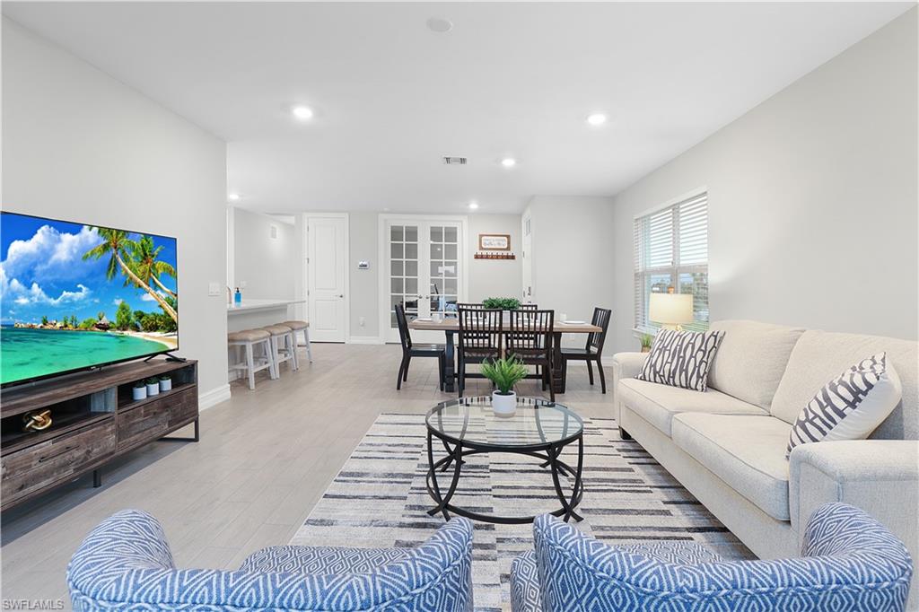 44442 Palm Frond DR