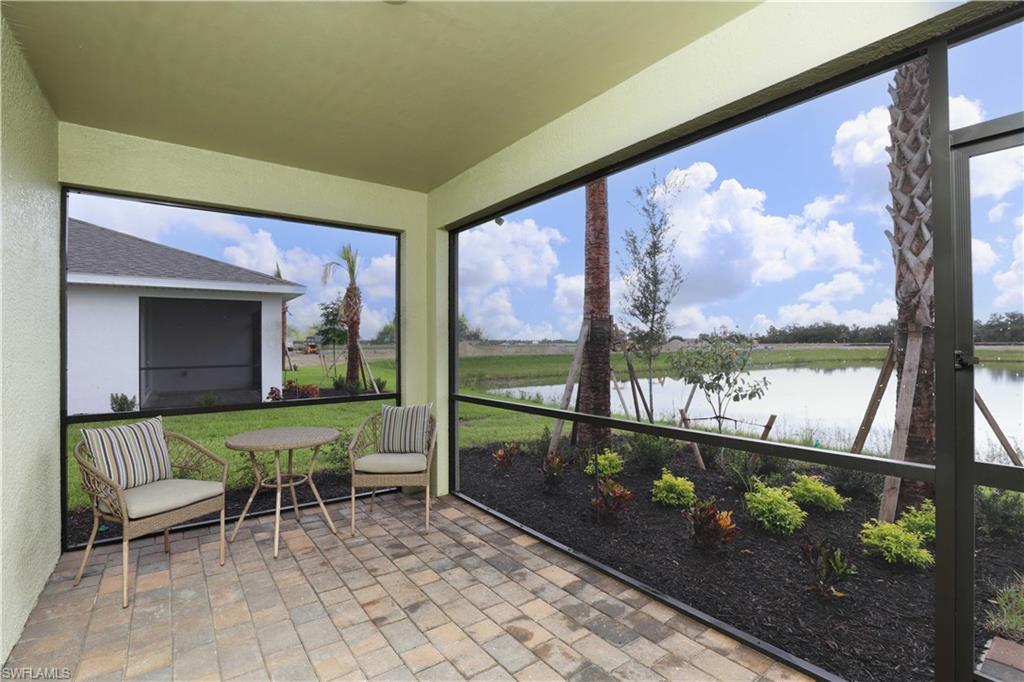 44442 Palm Frond DR photo 25