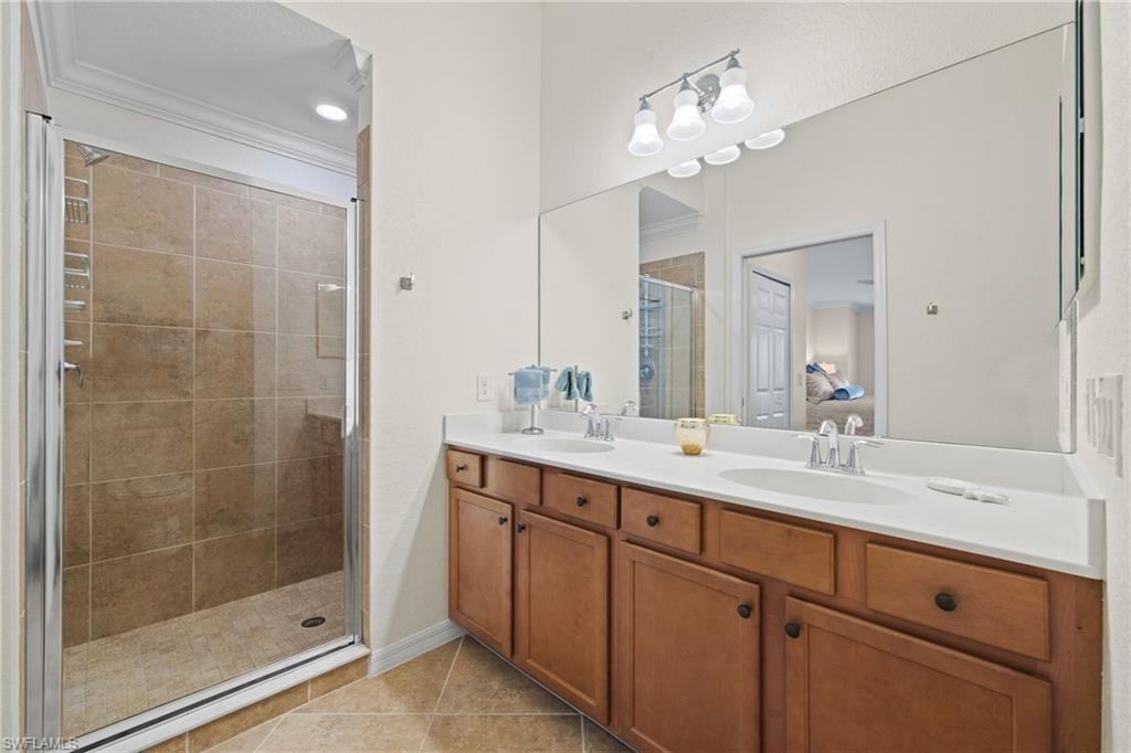 9529 Avellino WAY 2825 photo 17
