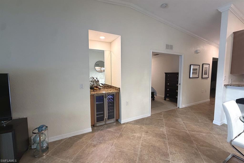 9529 Avellino WAY 2825 photo 10