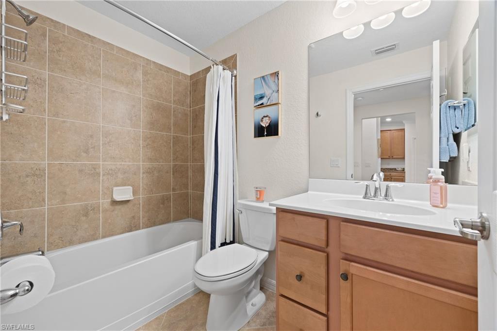 9529 Avellino WAY 2825 photo 19