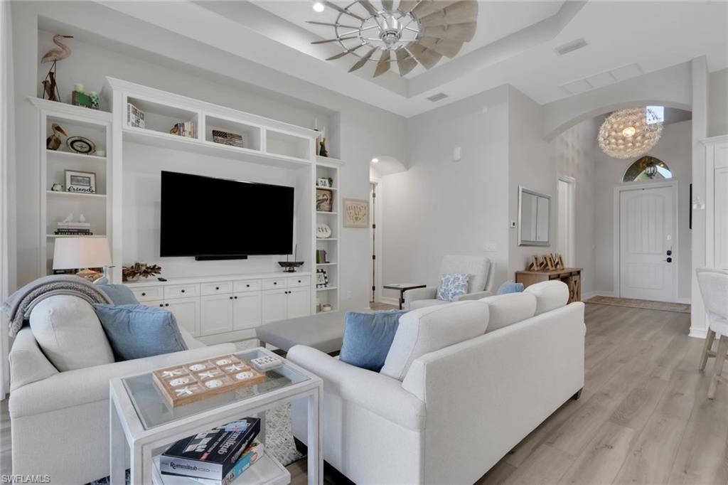 12574 Grandezza CIR photo 6
