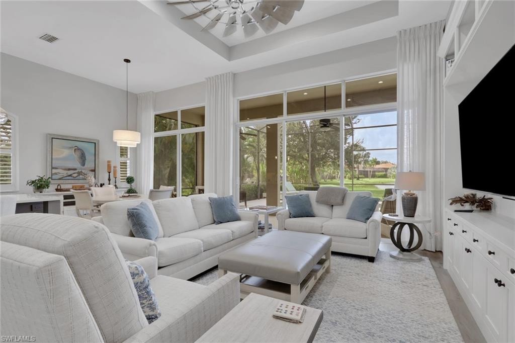 12574 Grandezza CIR photo 8