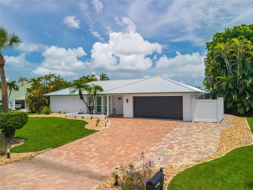 1477 Albatross RD