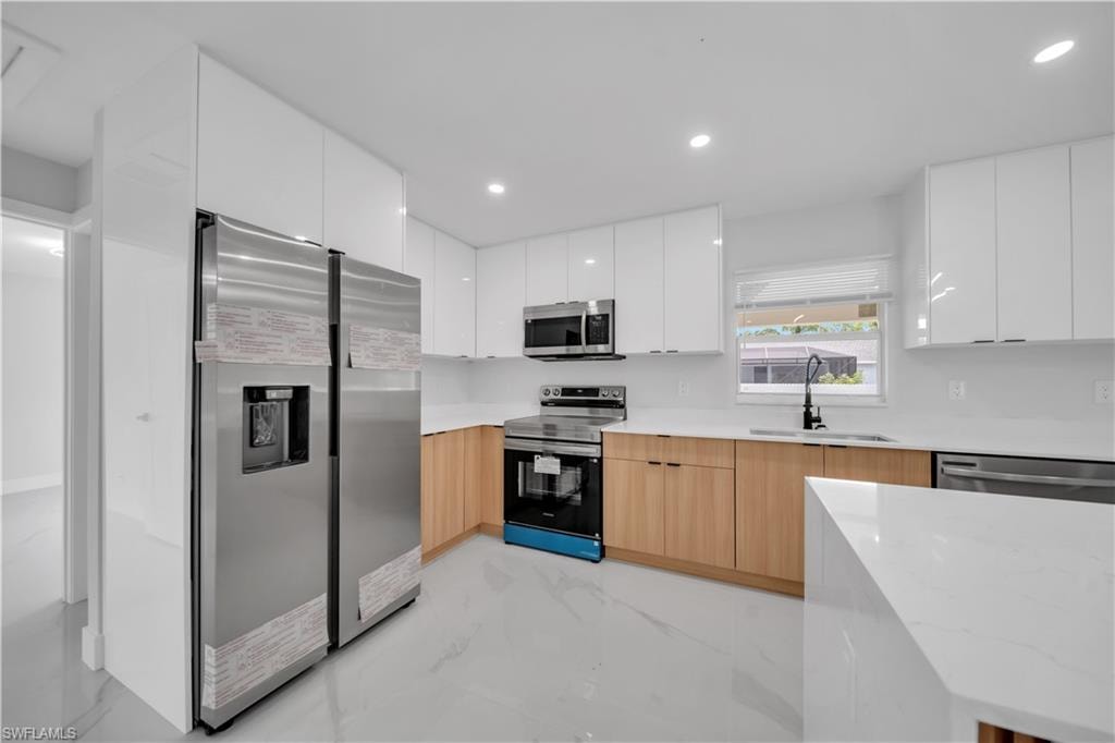 728 Glacier AVE
