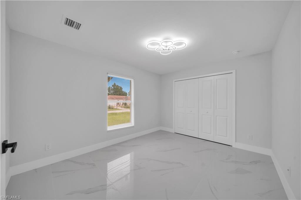 728 Glacier AVE