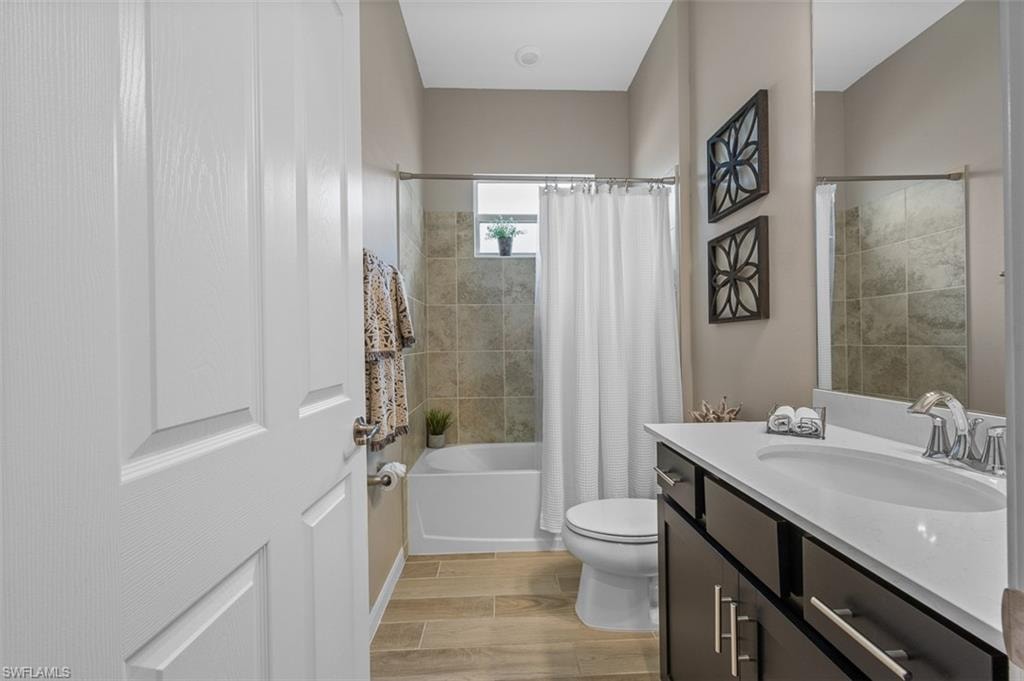 5994 Berwick LN photo 10