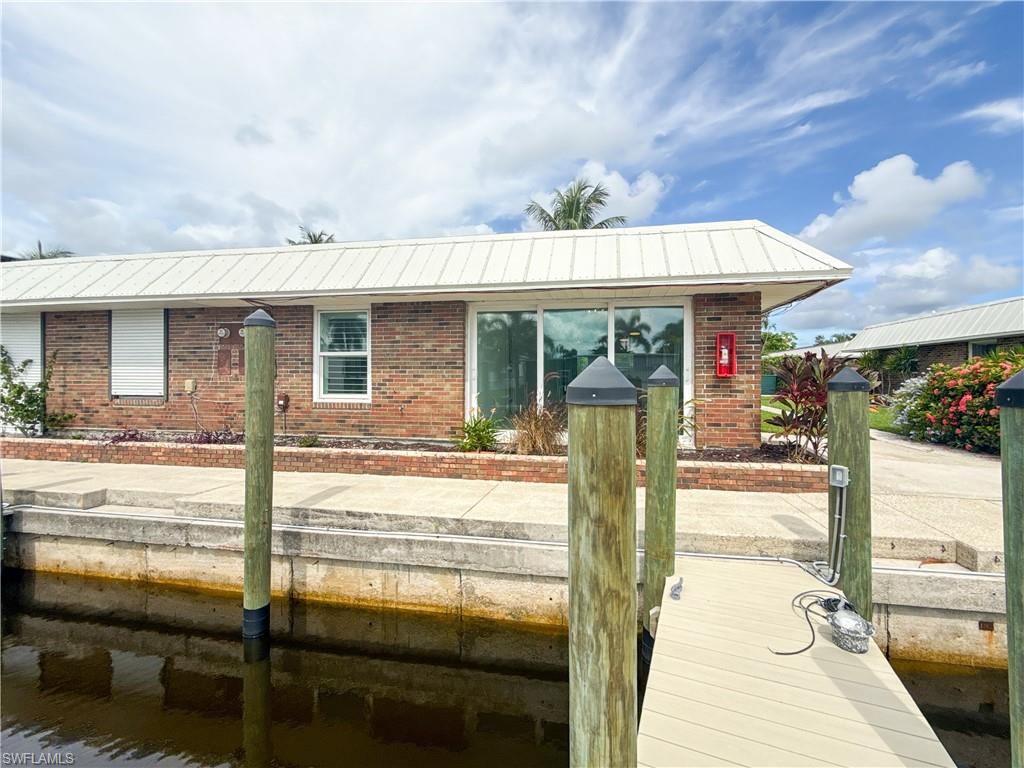 2846 Arbutus ST C2 photo 21