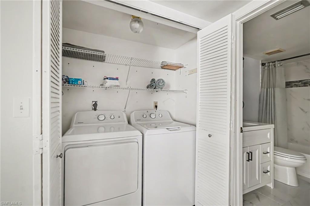5625 Trailwinds DR 412 photo 13