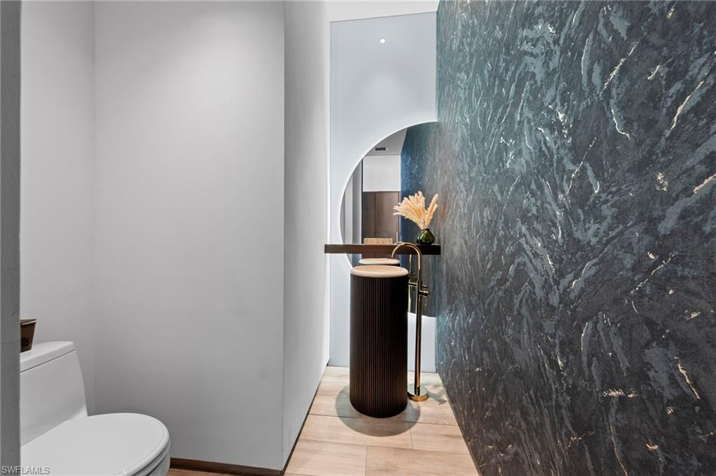 Main House - Half Bathroom