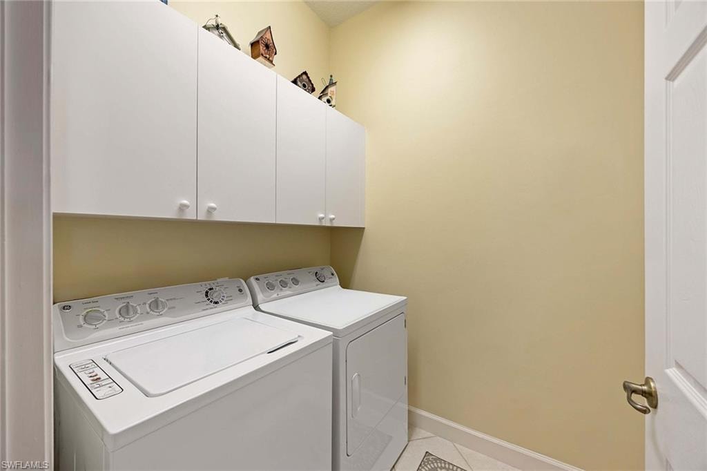 26960 Wyndhurst CT 202 photo 23