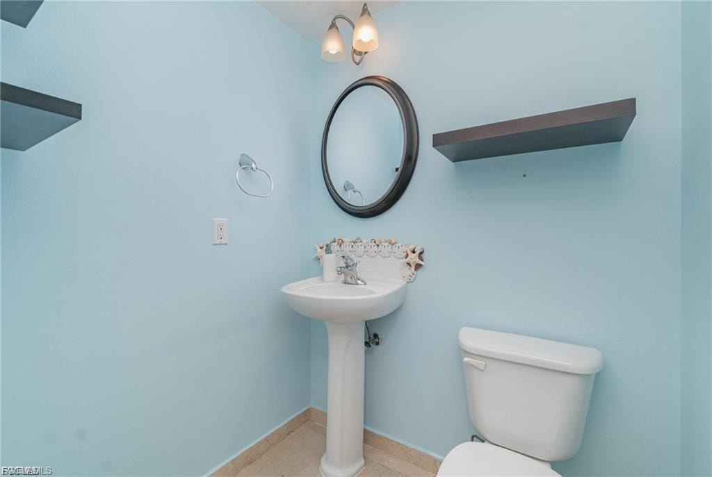 2825 Palm Beach BLVD 614 photo 14