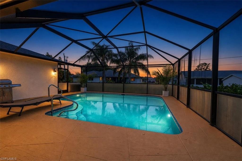 Southern Exposure with Beautiful SW Florida Sunsets!