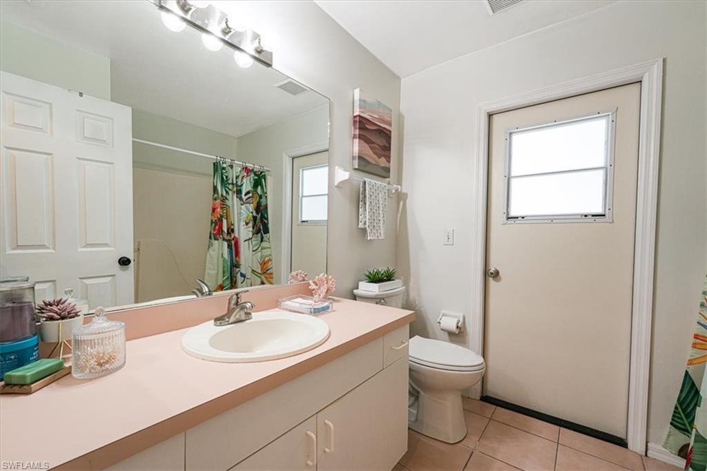 2nd Bathroom - Pool Bath