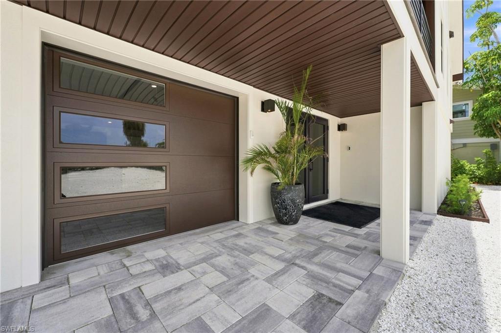 10x28 garage