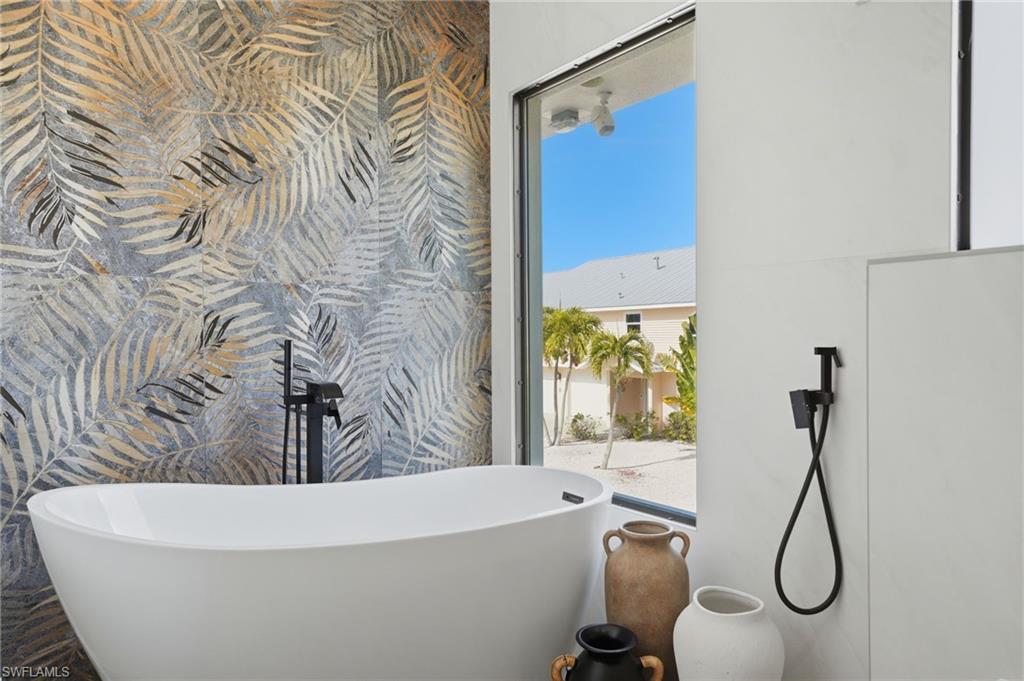 2795 N Beach RD B photo 26