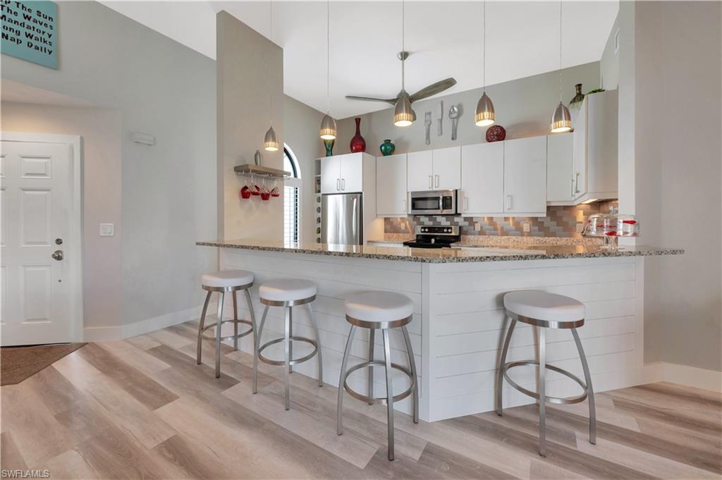 583 Beachwalk CIR Q-203 photo 8