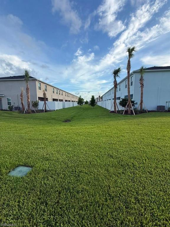 44292 Caraton TER photo 20
