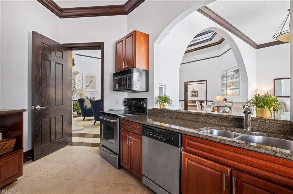 12965 Positano CIR 201 photo 29