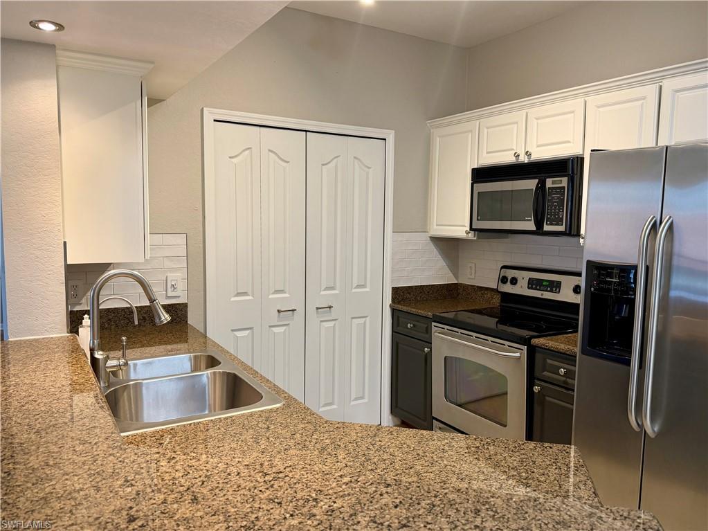 12965 Positano CIR 201 photo 8